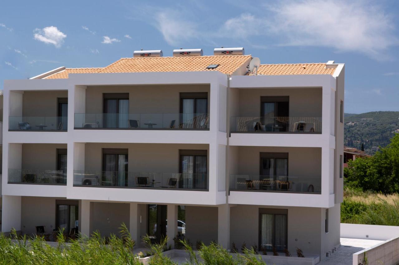 Achillion Suites Lefkáda Exterior foto